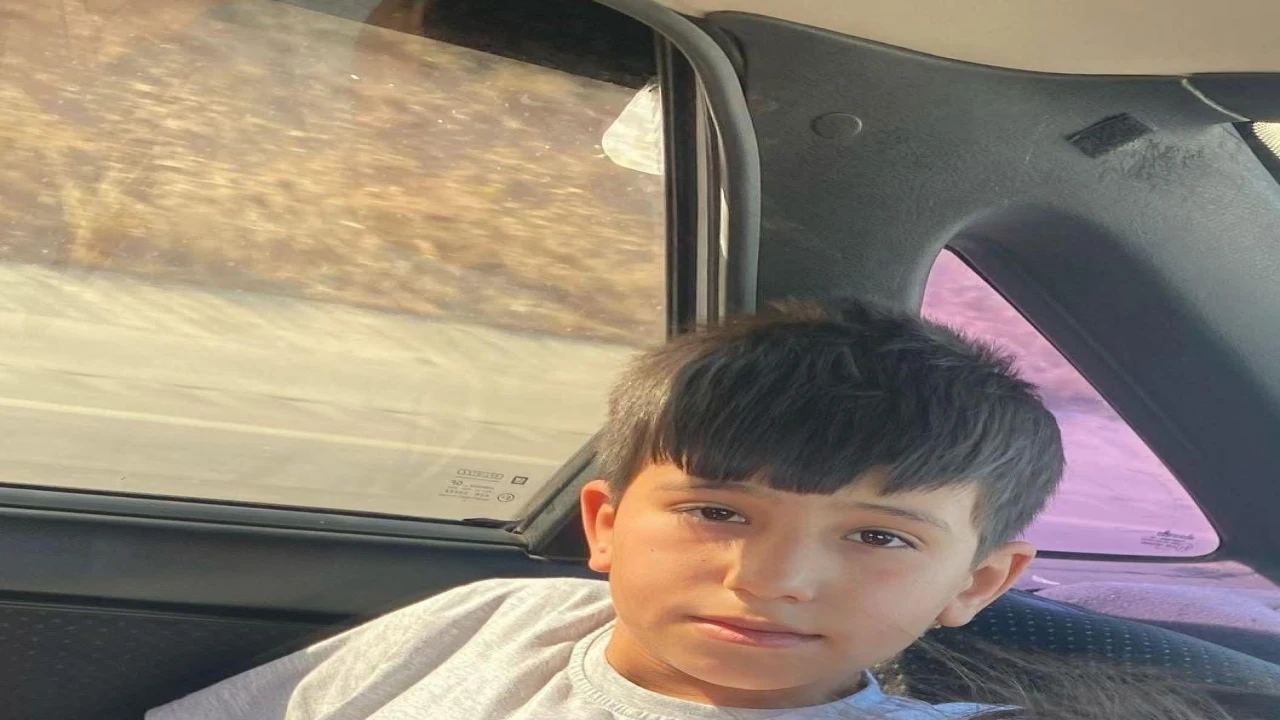 Cesedi su kanalında bulunan 13 yaşındaki çocuğun cenazesi gözyaşları arasında teslim alındı