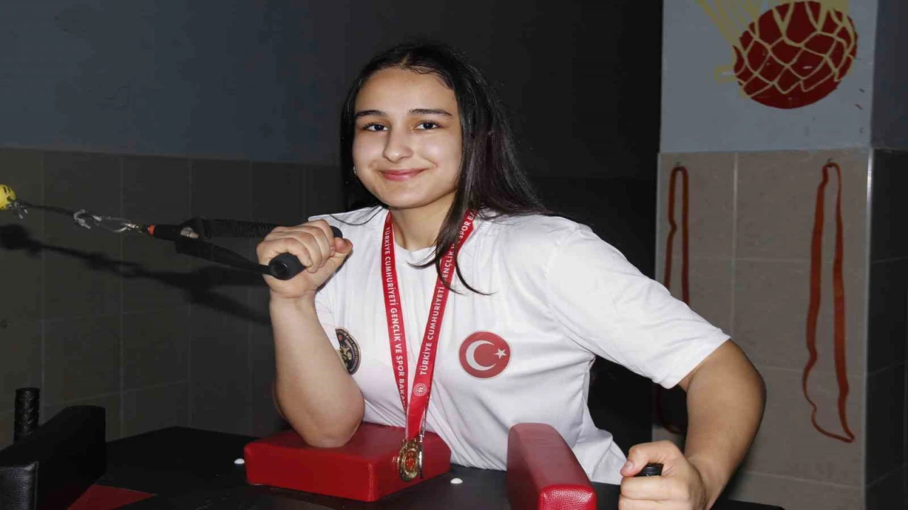 Demir bilek Rabianın hedefi dünya şampiyonluğu