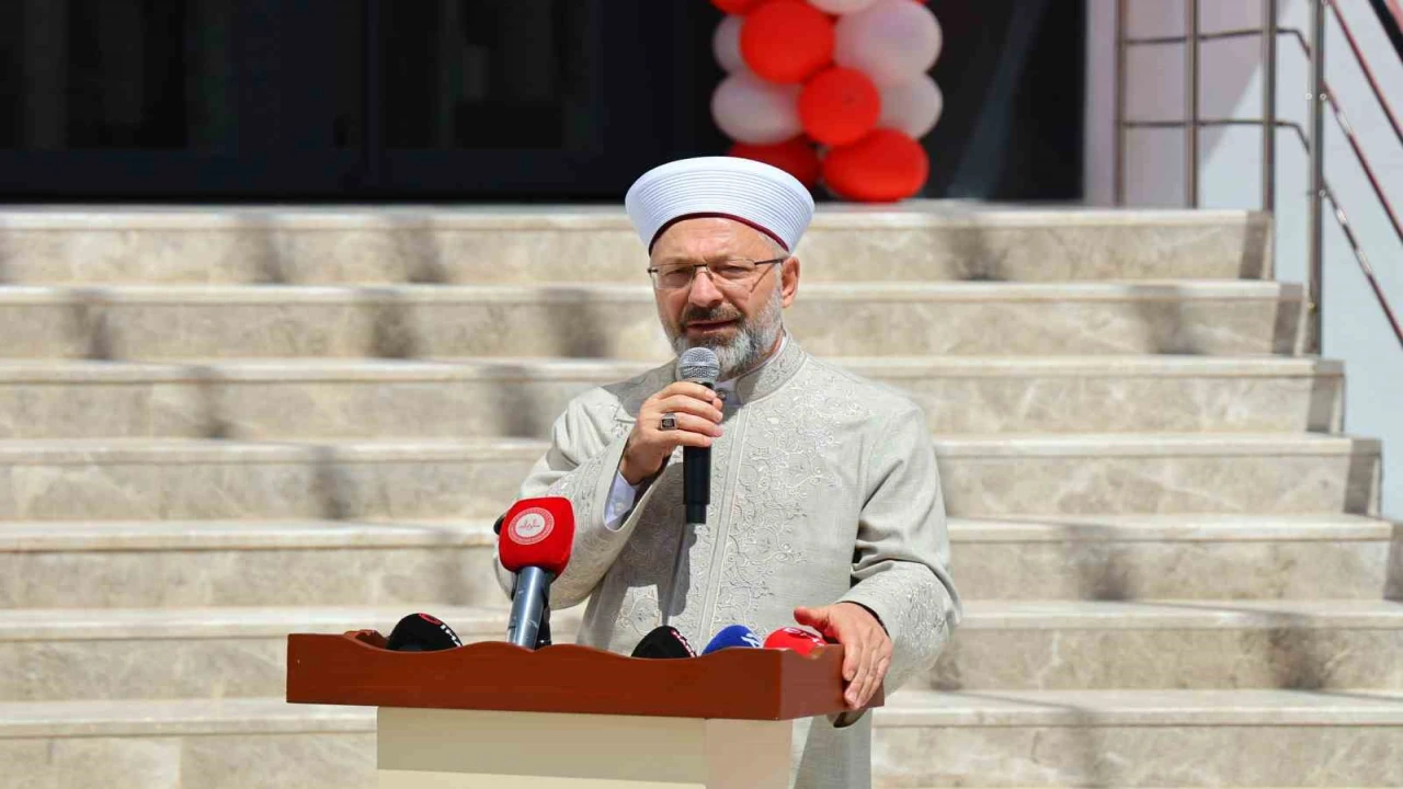 Diyanet İşleri Başkanı Erbaş: Yapay zeka bazı zekaları geride bırakmış durumda