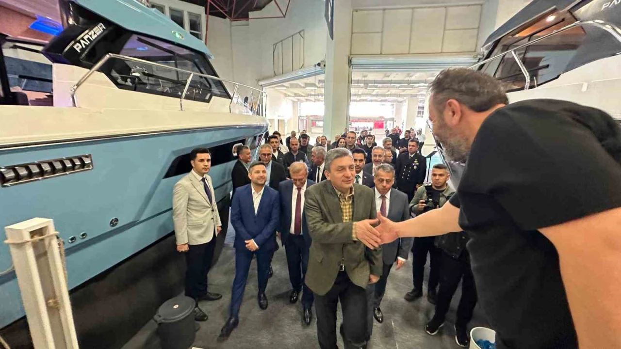 Dünya yat sektörü Antalyada bir araya geldi