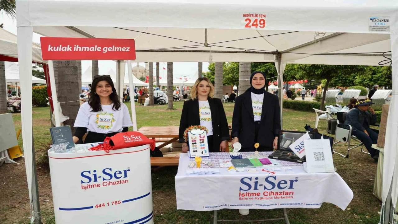 Ear Technic-Si-Ser İşitme Cihazları Portakal Çiçeği Karnavalında