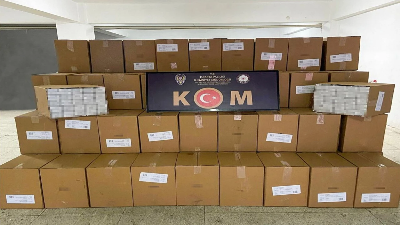 Ispartada 1 milyon adet kaçak makaron ele geçirildi