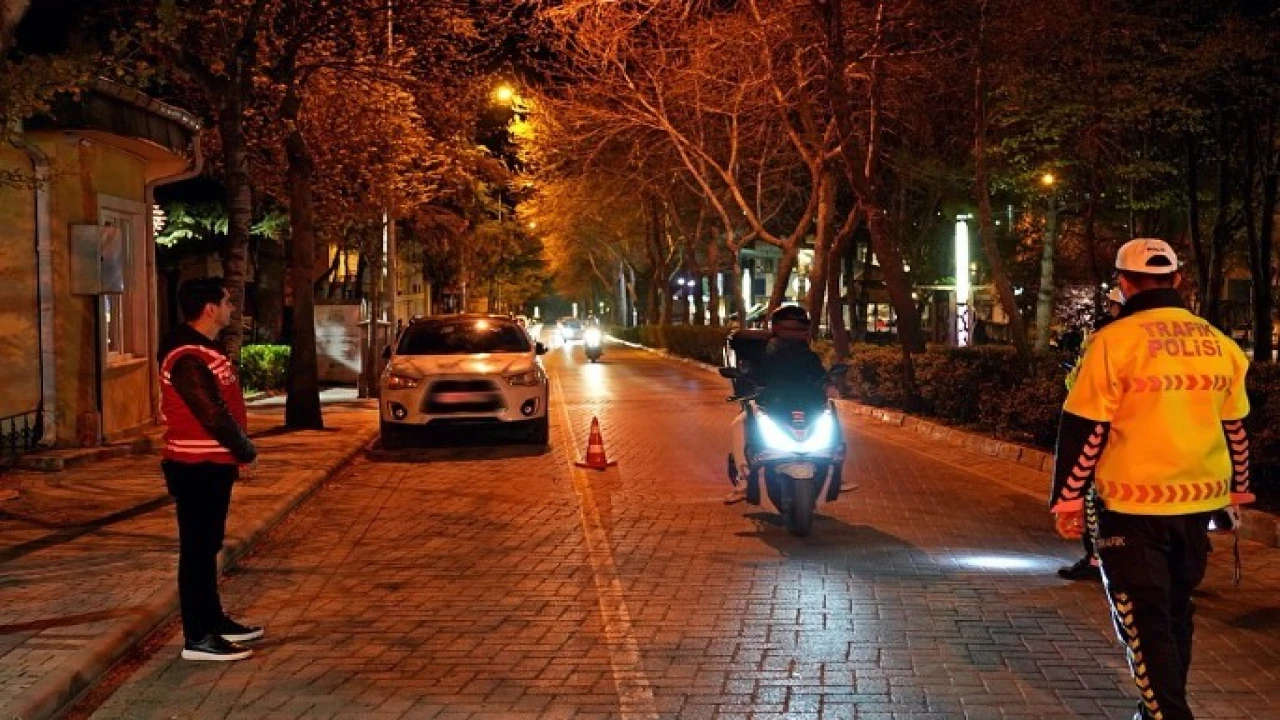 Ispartada 4 ayda aranan bin 905 şahıs yakalandı