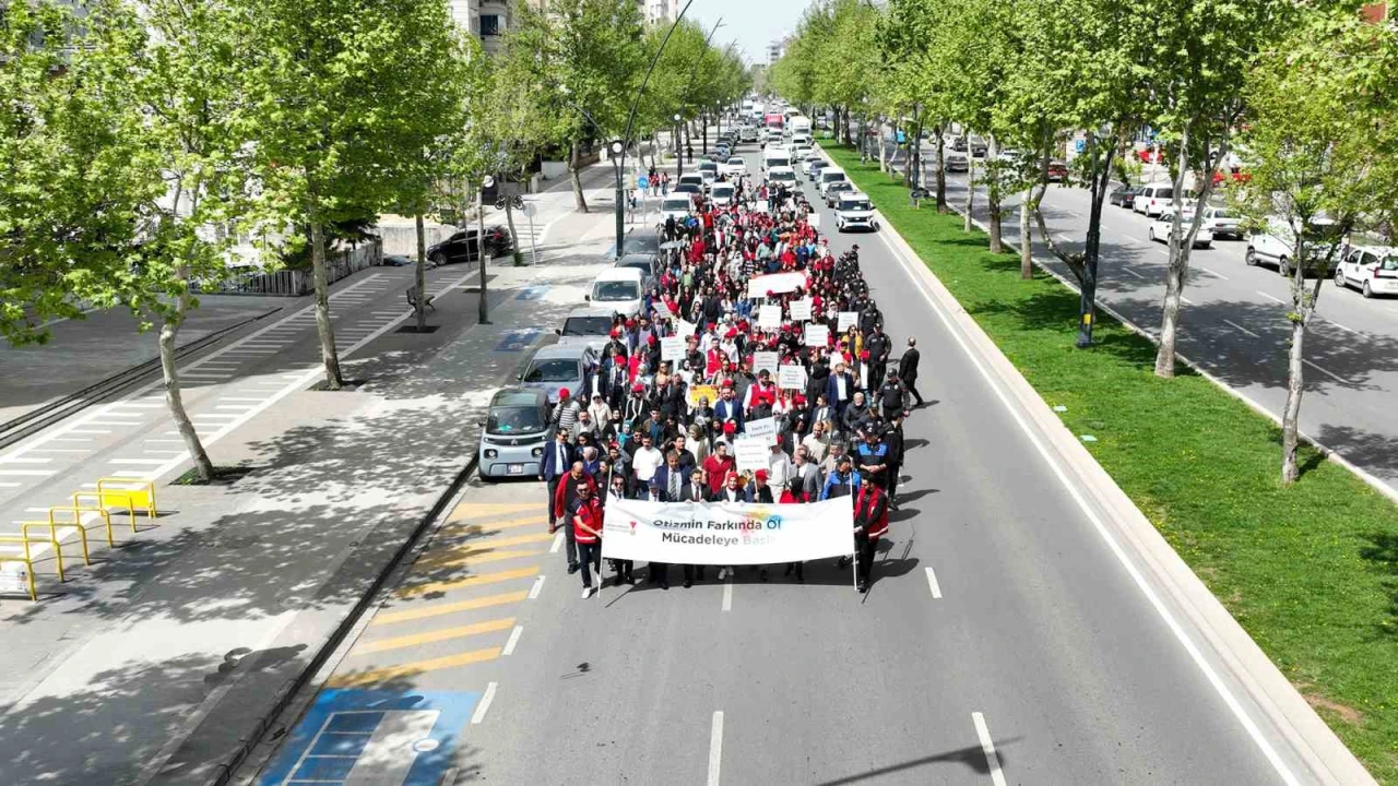Kahramanmaraşta farkındalık için yürüdüler