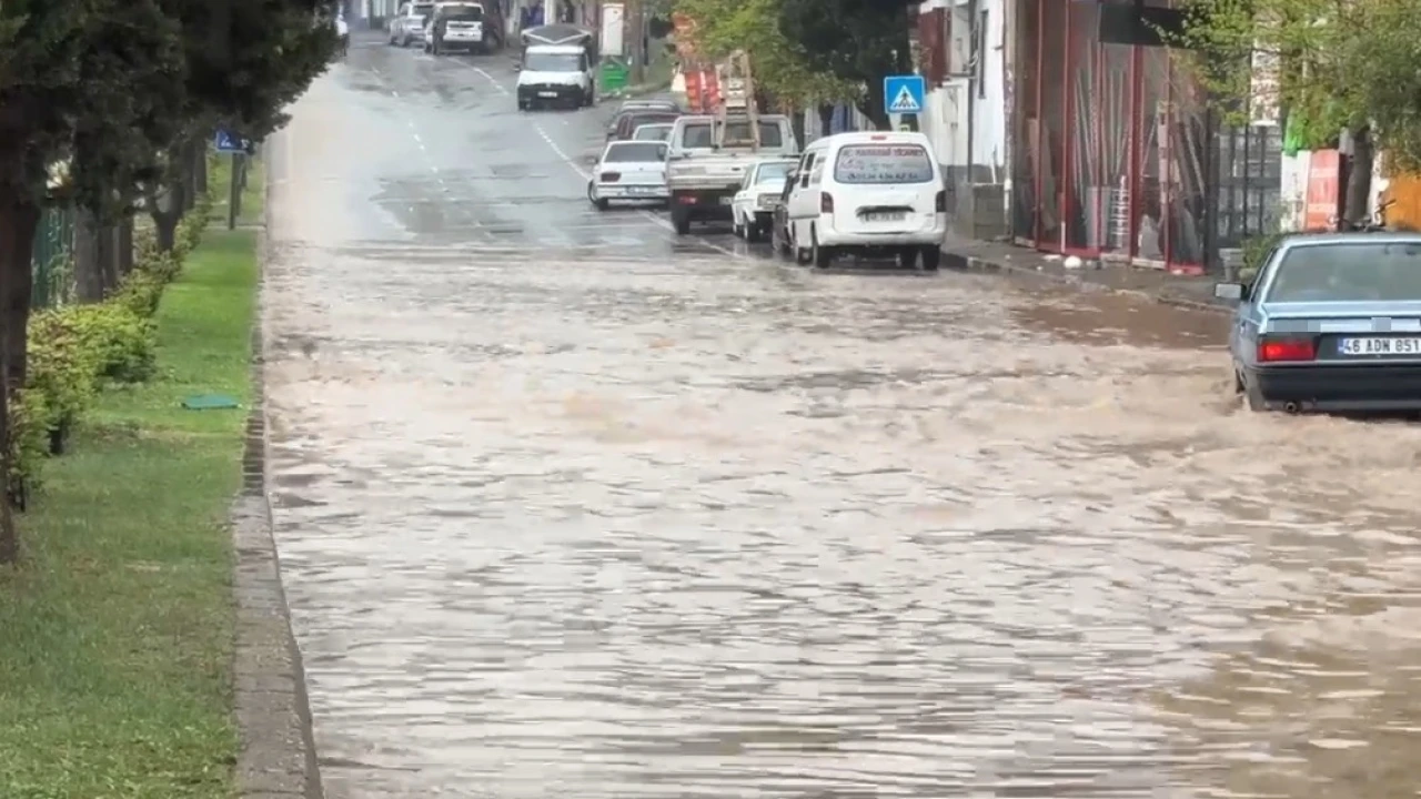 Kahramanmaraşta sağanak etkili oldu