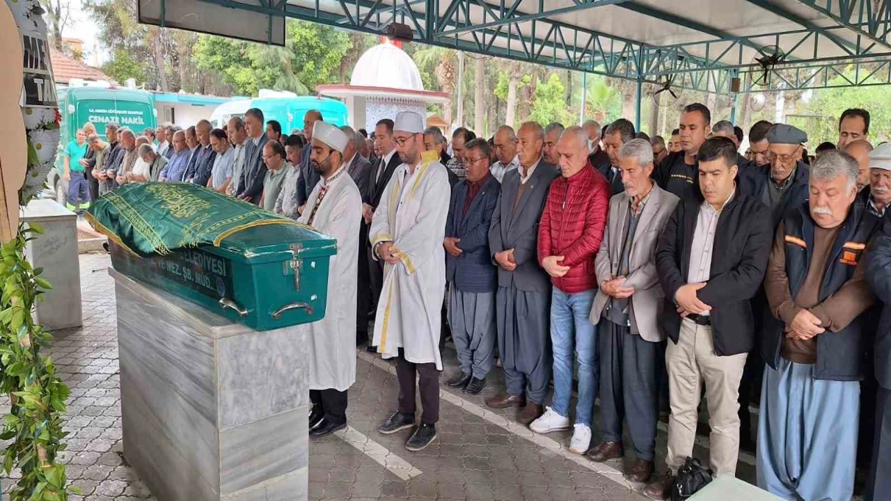 Kalp krizi geçiren öğretmen hayatını kaybetti