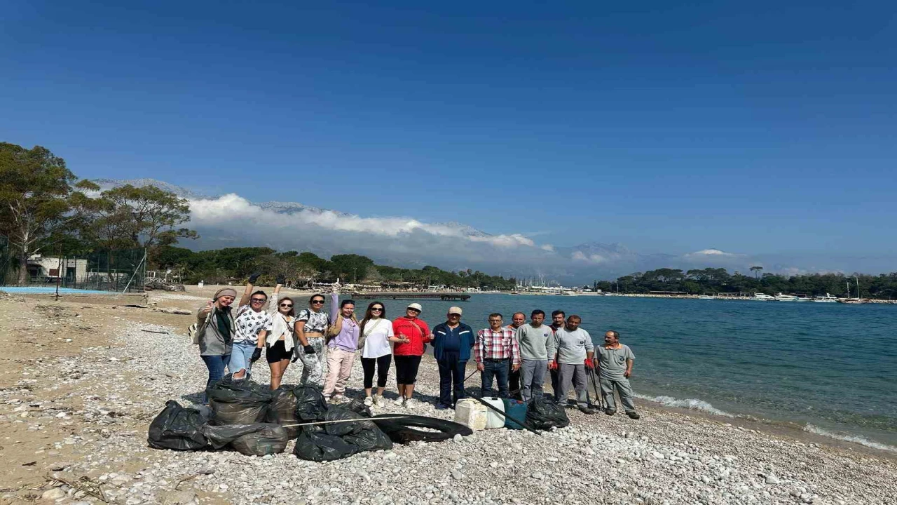 Kemerde yabancı uyruklu kadınlardan temizlik faaliyeti
