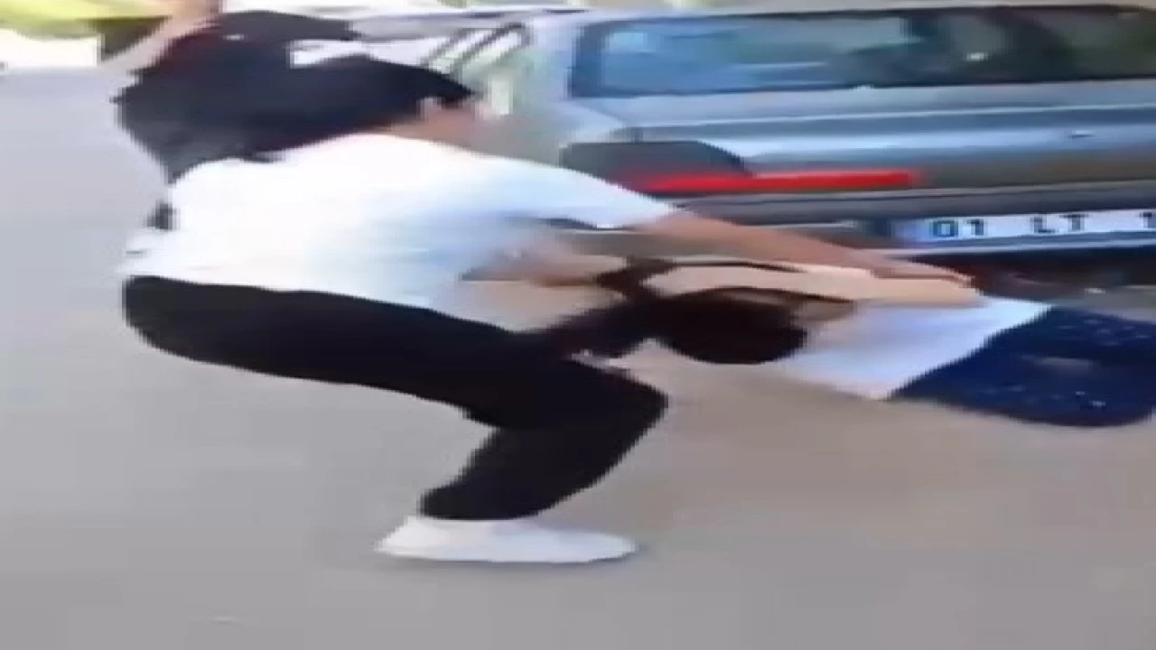 Kızların ‘küfür kavgası kamerada