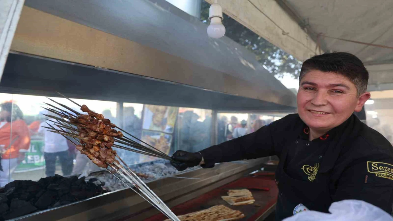 Kozanın ciğeri Adananın gözdesi oldu