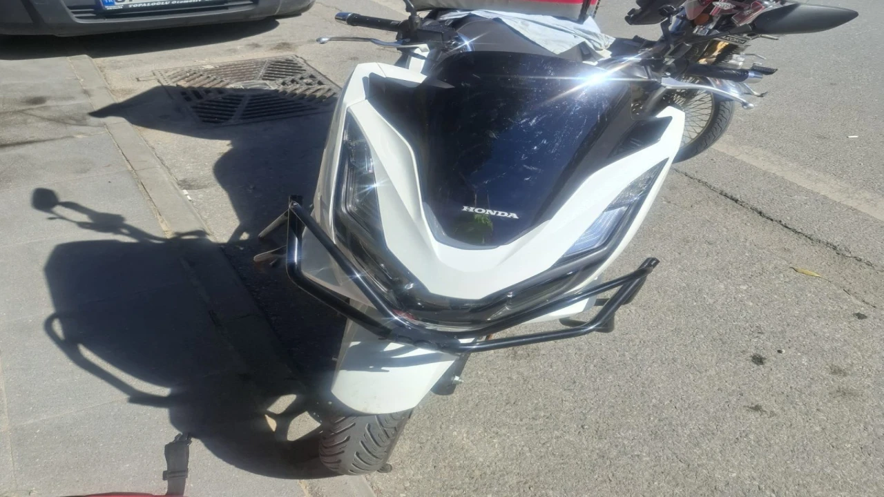 Manavgatta iki motosiklet çarpıştı: 2 yaralı