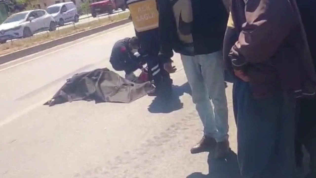 Mersinde kamyonetin çarptığı yaşlı adam hayatını kaybetti