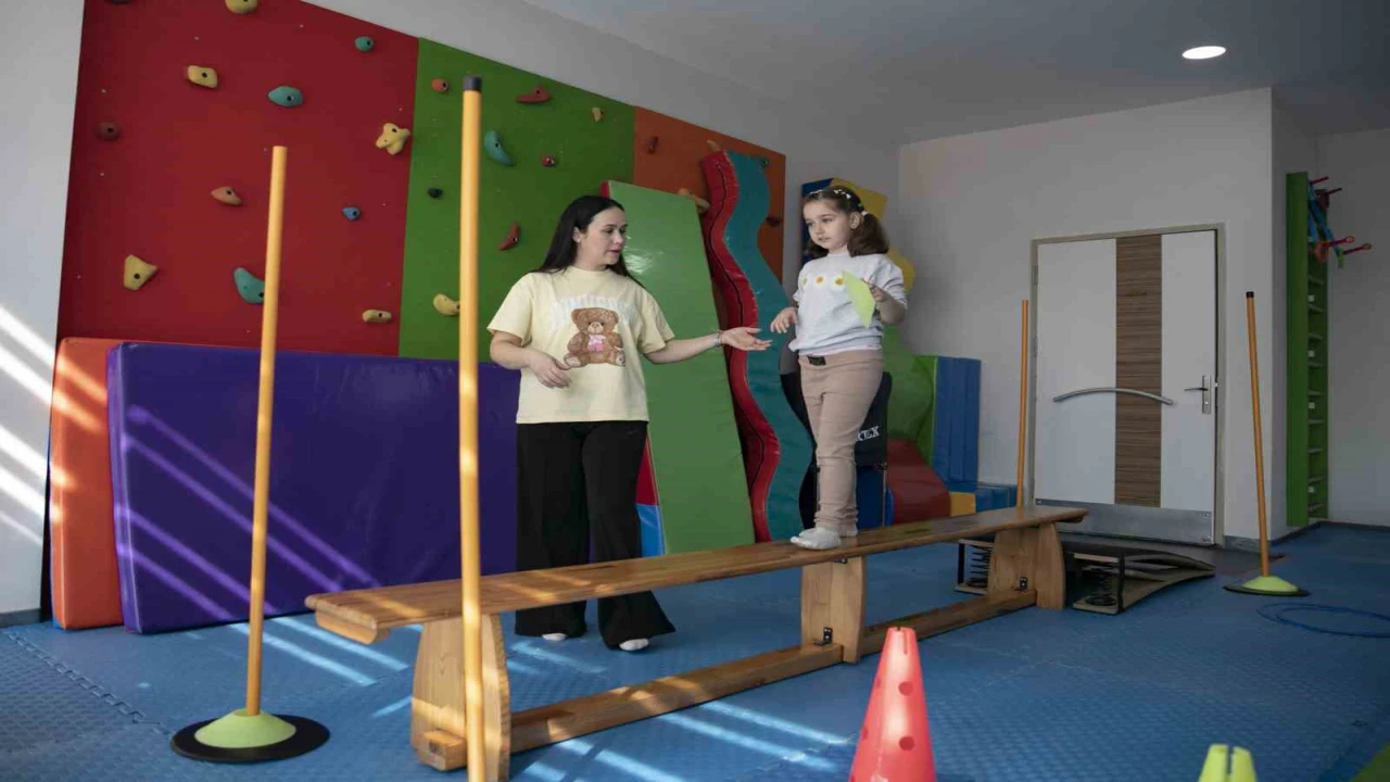 Mersinde özel çocuklara Sportif Beceri ve Koordinasyon Eğitimi