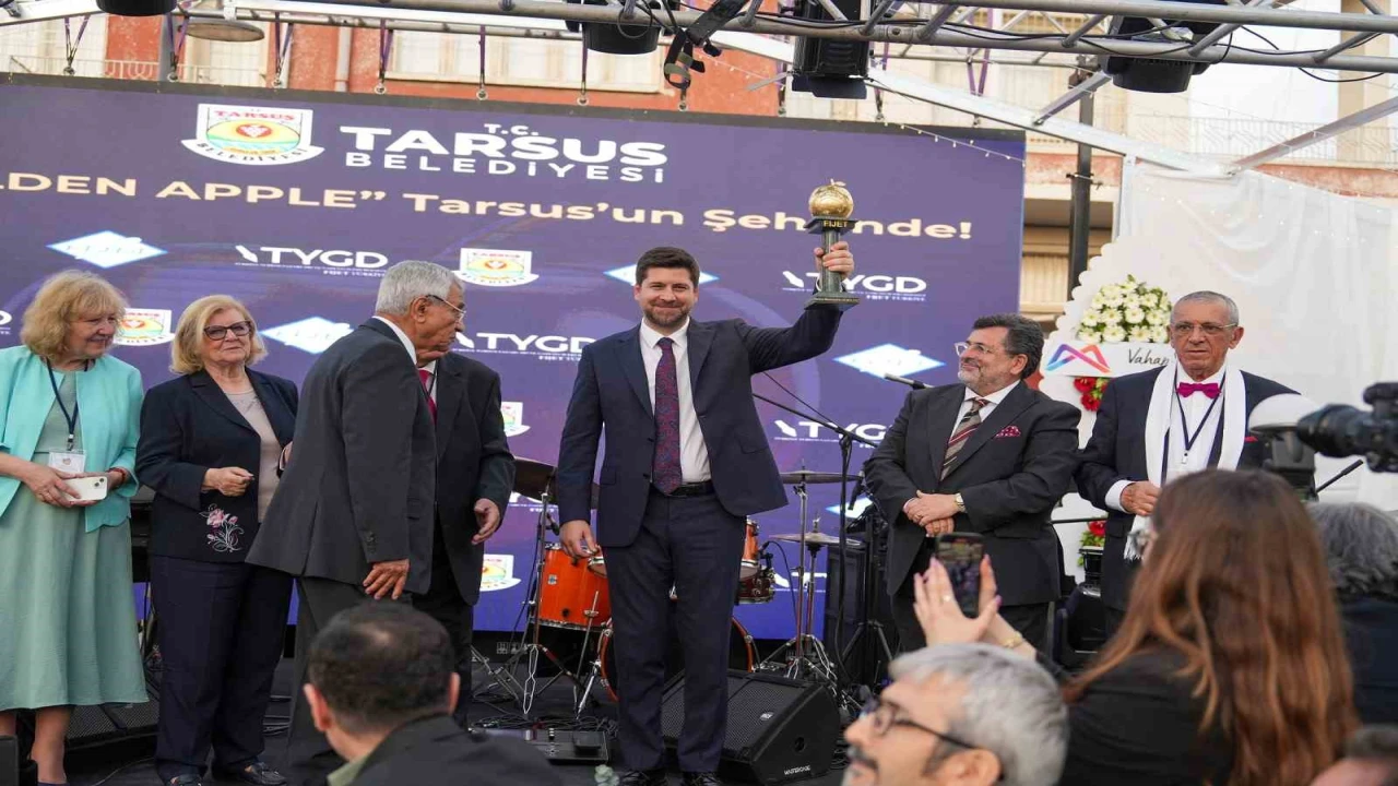 Tarsus, Golden Apple ödülünün sahibi oldu