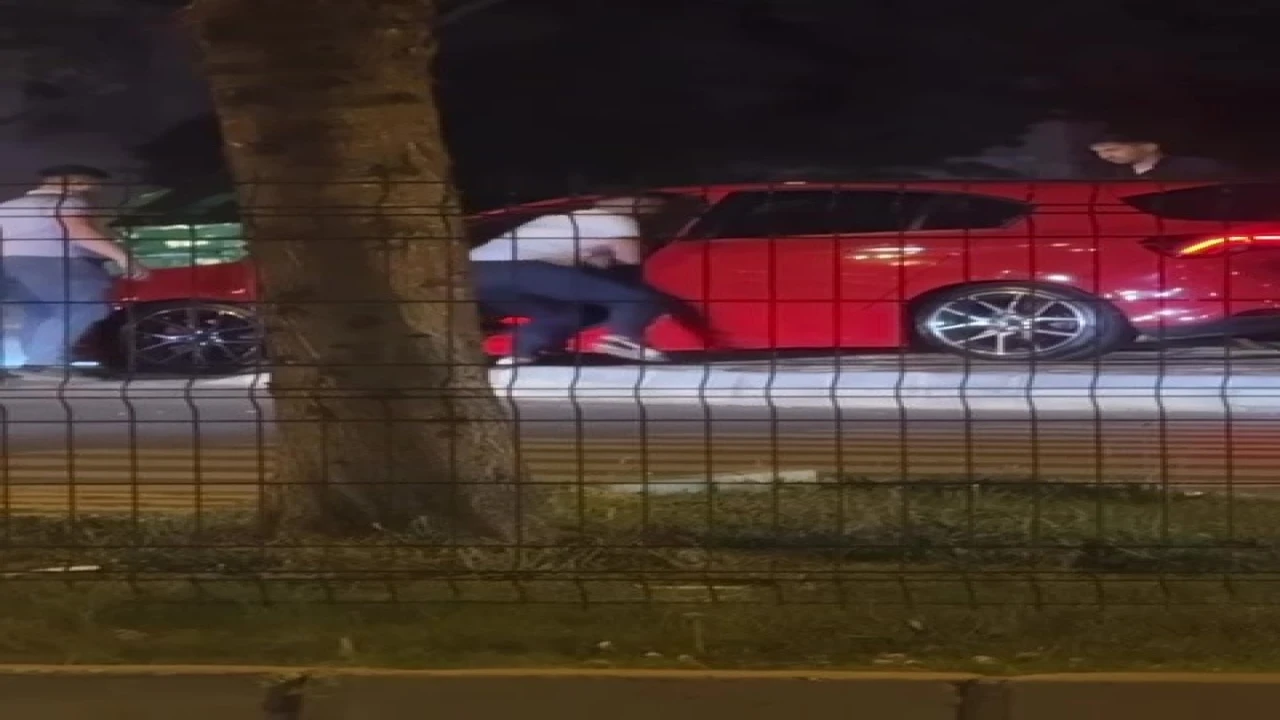 Trafikte kavga: Sürücüyü araç içerisinde darp edip ‘seni öldürürüm diye tehdit etti