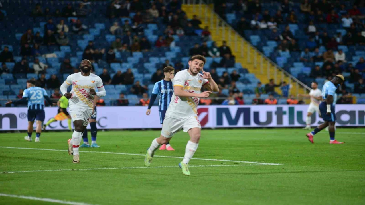 Trendyol Süper Lig: Adana Demirspor: 0 - Kayserispor: 1 (Maç devam ediyor)