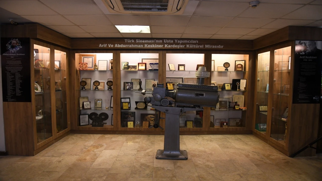 Türk Sinemasının duayenleri Keskiner kardeşlerin anıları Osmaniye Kent Müzesinde yaşatılacak