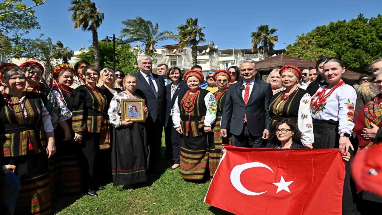 Ukrayna Dışişleri Bakanı Andriy Sibiha: Tarihi bağlarımız halklarımız arasında asırlardır süregelen bir dostluk oluşturuyor