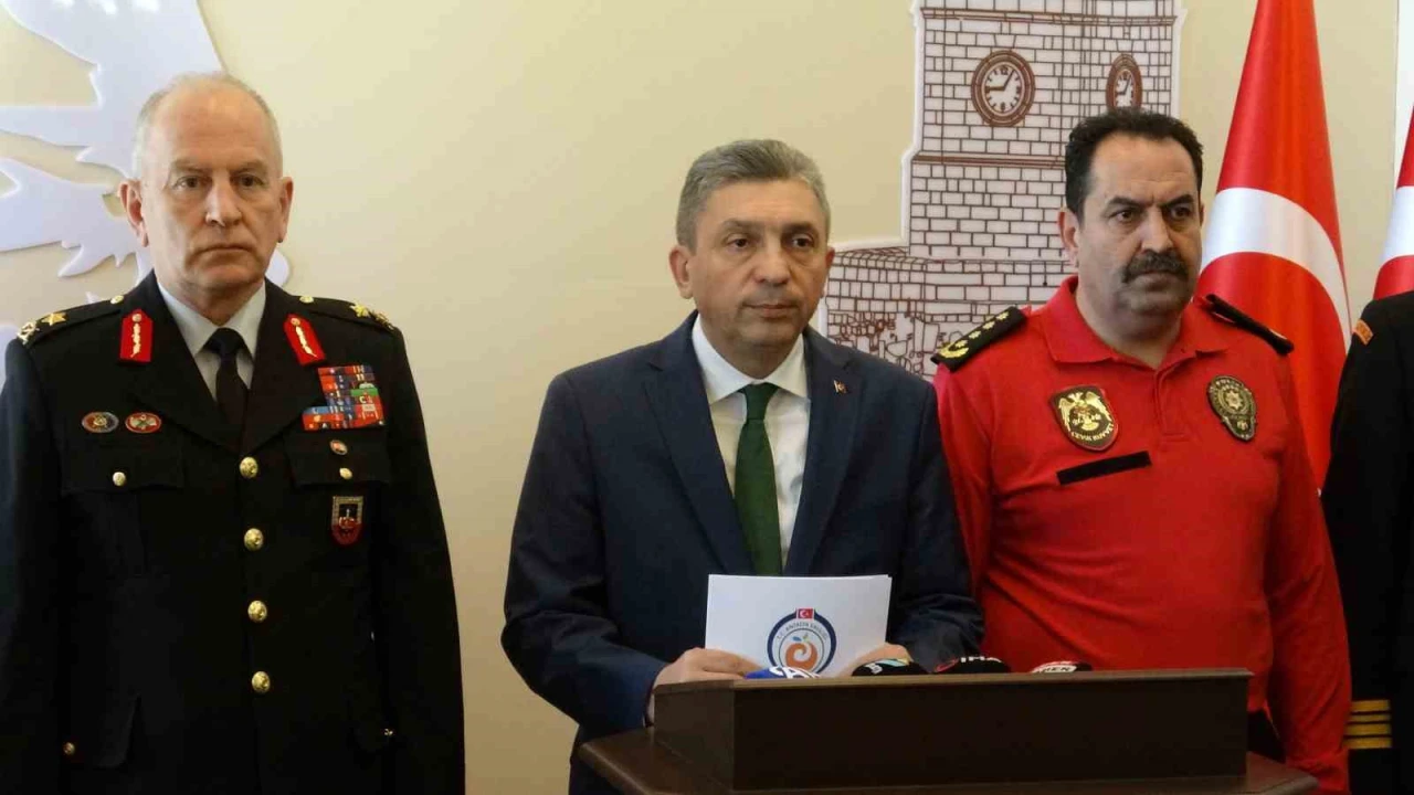 Vali Şahin: Çok kısa bir zamanda 2 tane çok önemli, kritik kavşağı hizmete açacağız