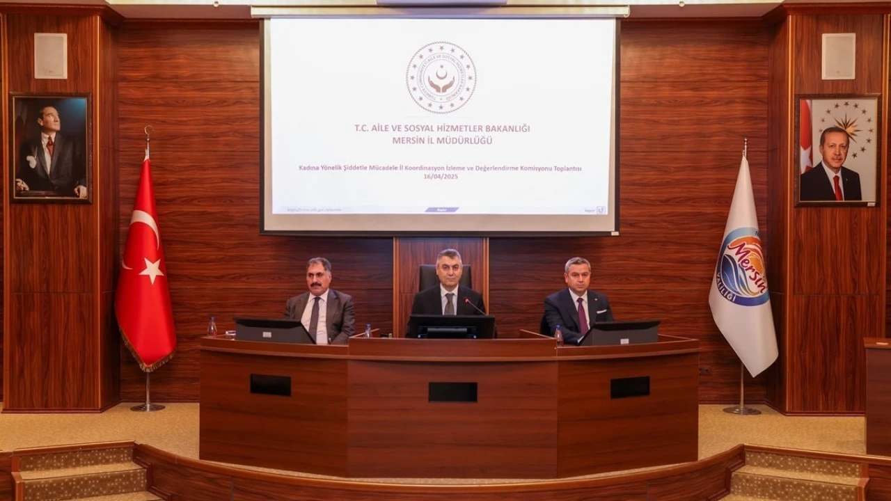 Vali Toros: Kadına yönelik şiddetle sonuna kadar mücadele edeceğiz