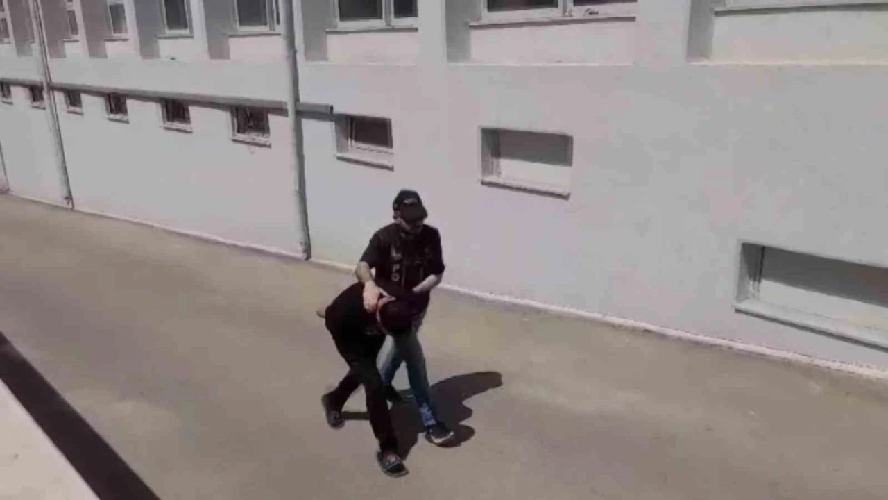 Valizinde 6 bin uyuşturucu hap çıktı, İçiciyim diyerek paçayı kurtarmak istedi