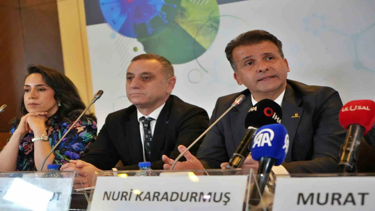 12.Türk Tıbbi Onkoloji Kongresinde yapay zekâ hastaların umudunu resmetti