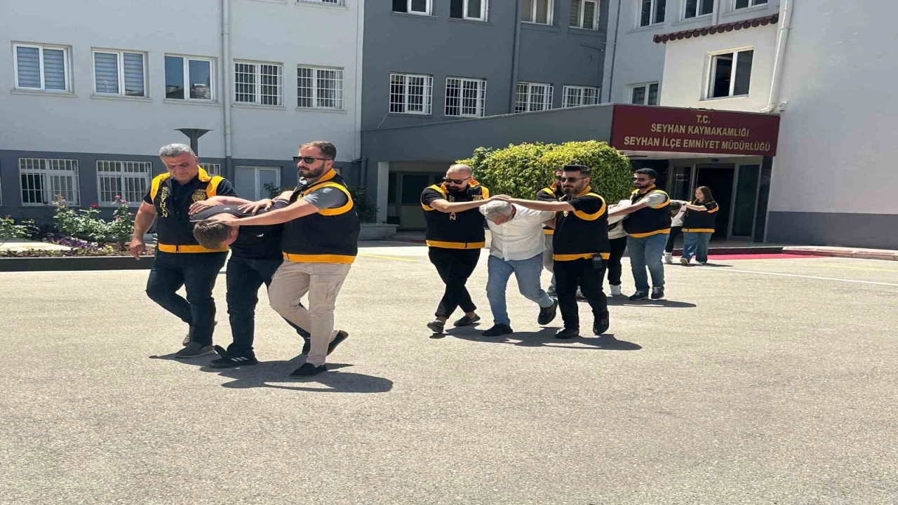 Adanada eski sevgili dehşeti: Kıskançlık krizine girip kafe kurşunlattı