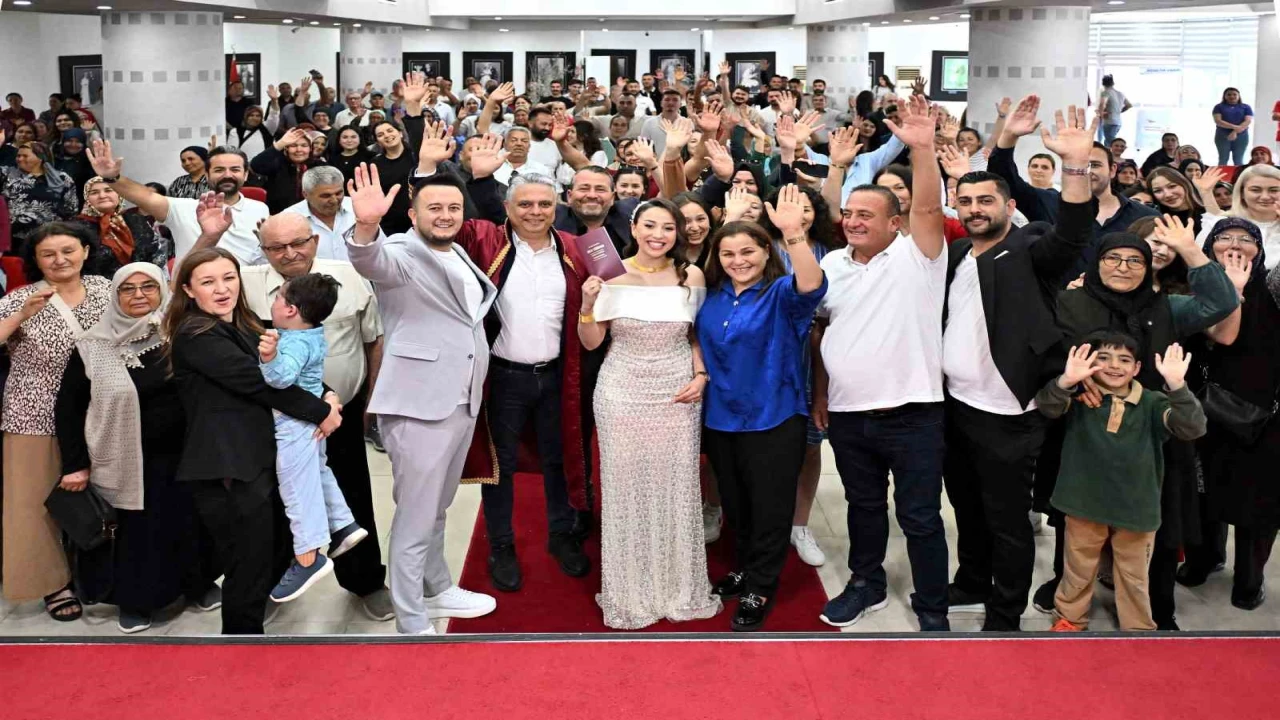 Antalyada 05.05.2025 yoğunluğu: 15 çift Evet dedi