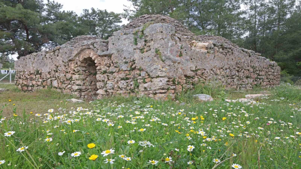 Antalyada 300 yıllık 4 kubbeli sarnıç restore ediliyor