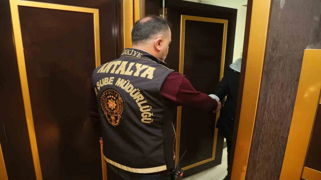 Antalyada günübirlik konaklama yerlerine denetim: 1 işletme ve 5 kişiye ceza