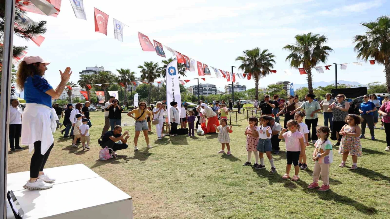 Antalyalılar Aile Haftasını şenlikle kutladı