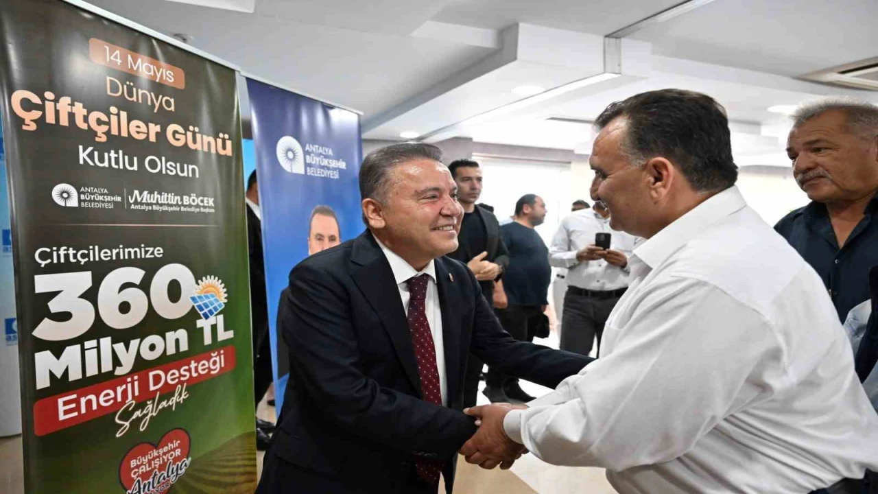 Başkan Böcek, Çiftçiler Gününde üreticilerle buluştu