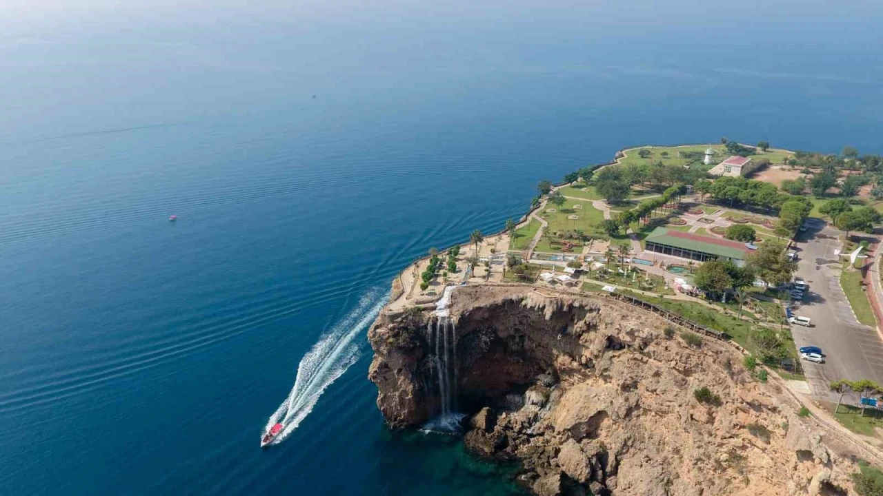 Çiçekler sahada, hayaller desende yarışacak