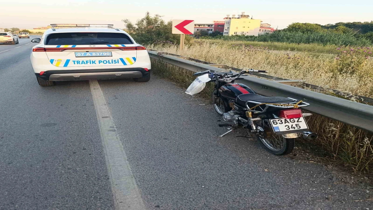 Devrilen motosikletin sürücüsü yaralandı