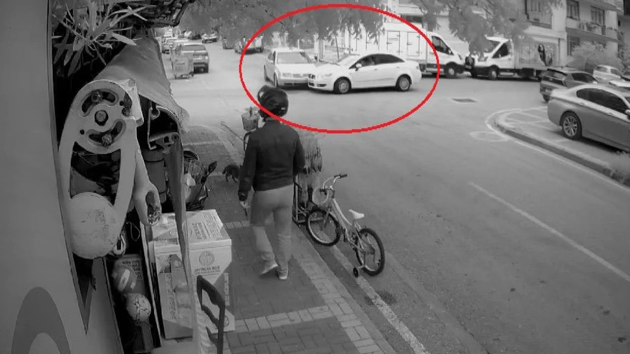 Dur tabelasını kapatan kamyonet kazaya neden oldu