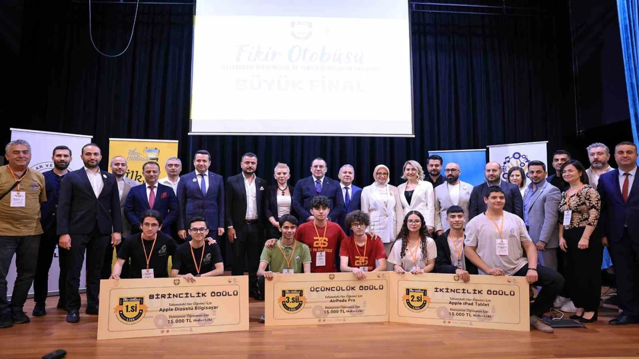 Fikir Otobüsü şampiyonları belli oldu