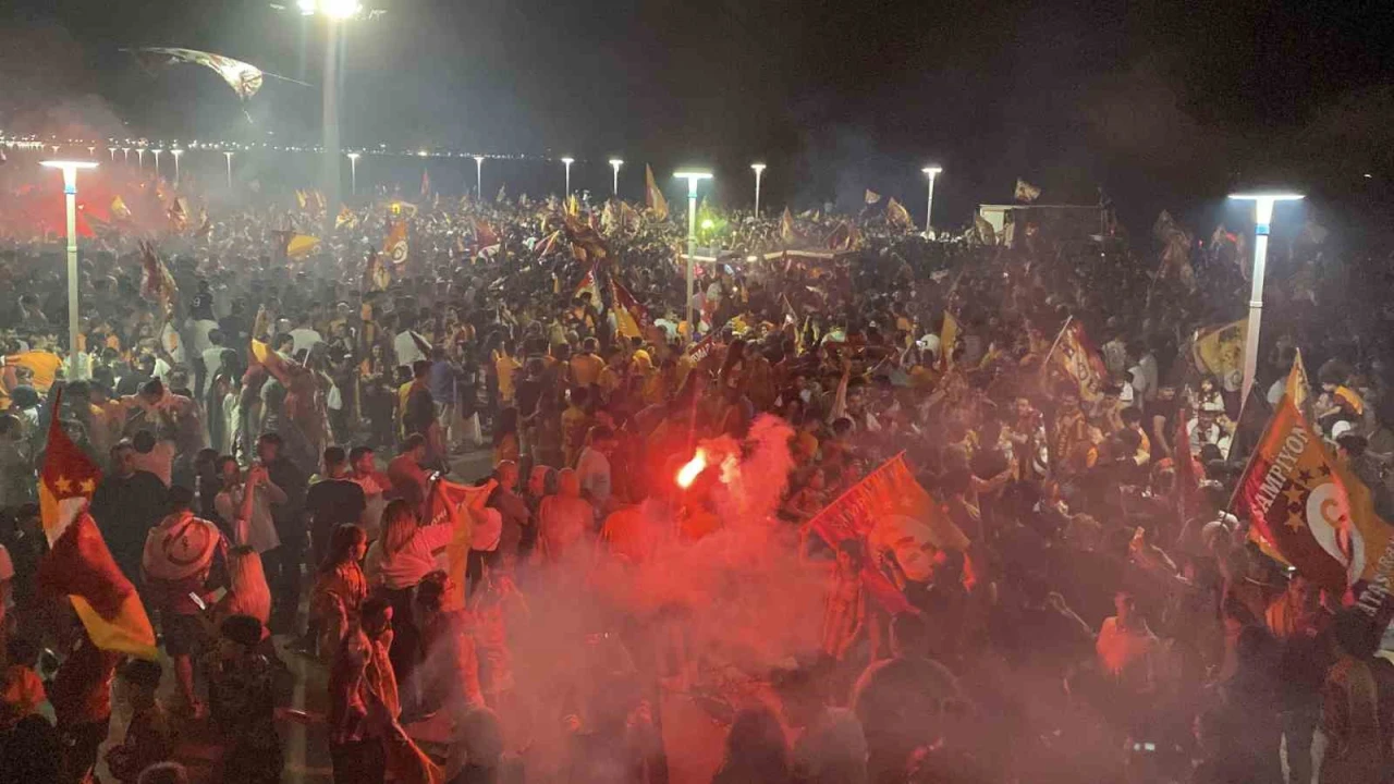 Galatasarayın şampiyonluğu Mersinde coşkuyla kutlandı