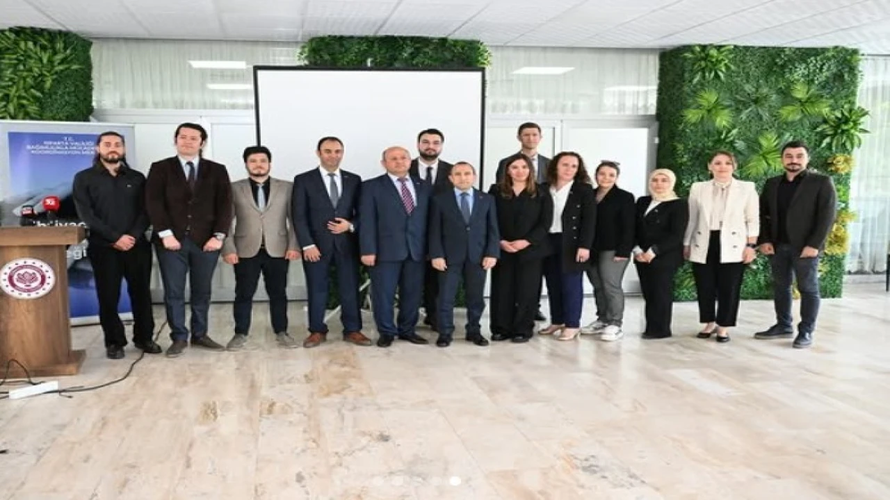 Isparta BAMKOMdan basın mensuplarına bağımlılıkla mücadele eğitimi