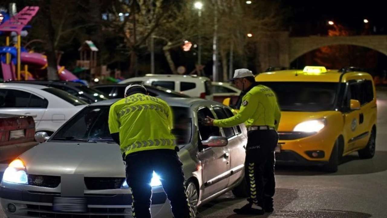 Ispartada kurallara uymayan 15 sürücüye cezai işlem uygulandı