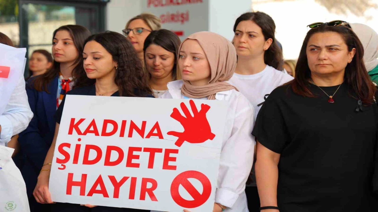 Kahramanmaraşta kadına ve sağlıkta şiddete tepki