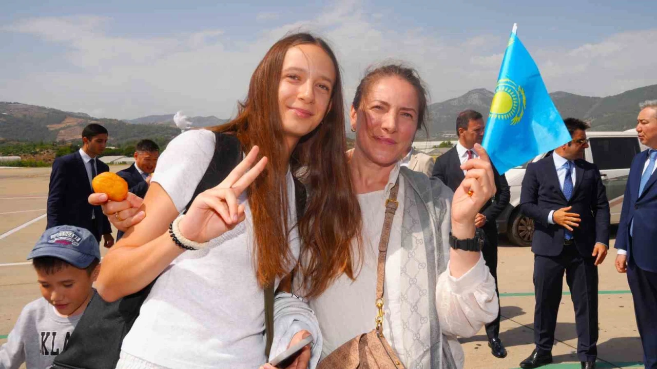 Kazakistandan Gazipaşa-Alanya Havalimanına ilk direkt uçuş gerçekleşti
