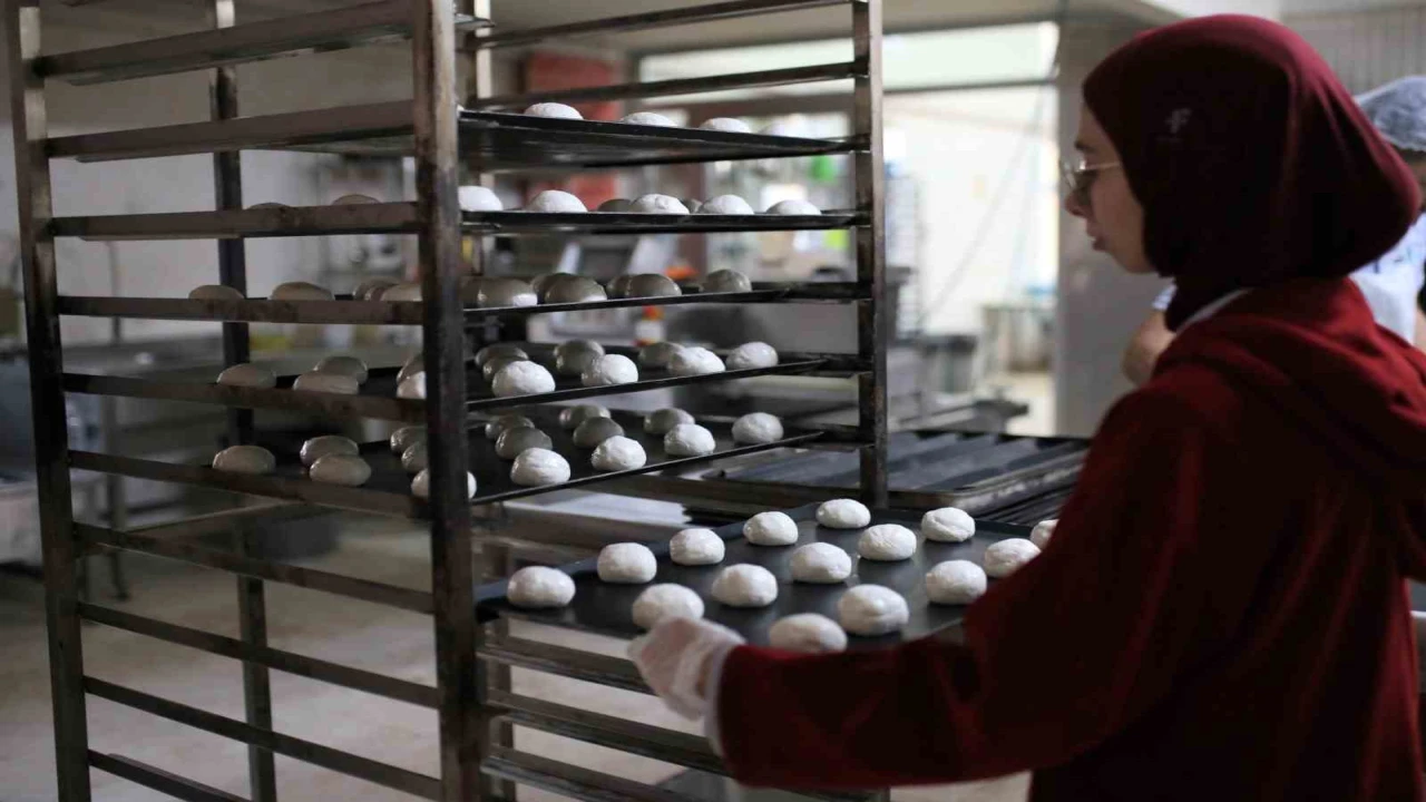 Kepez Belediyesi çölyak hastalarının yanında