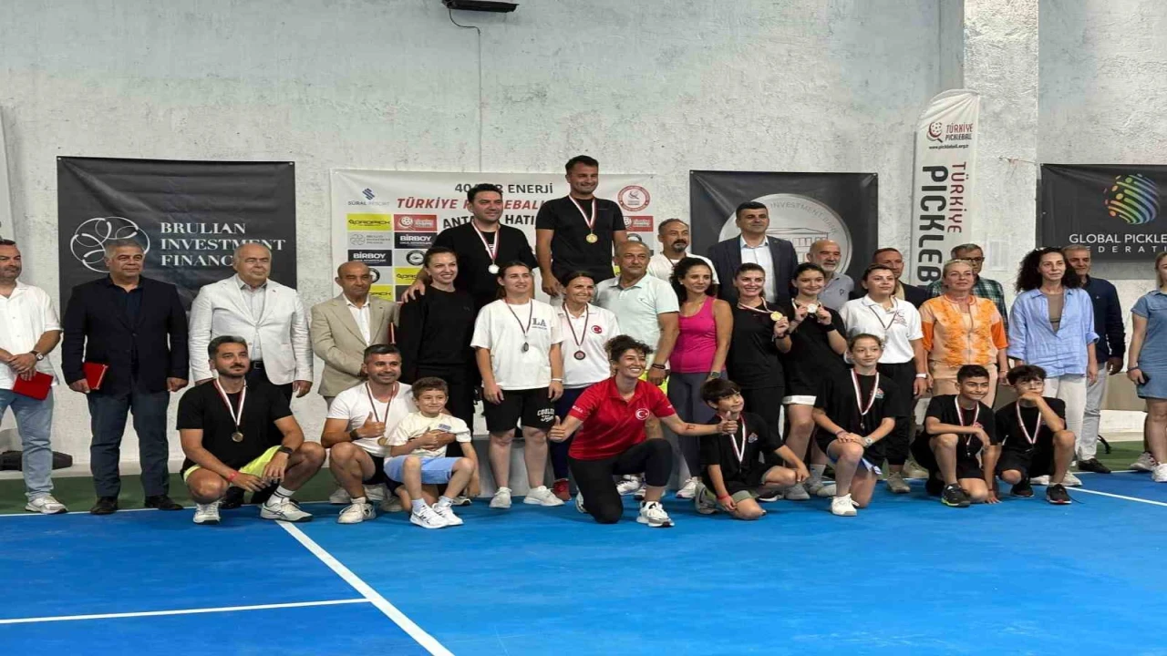 Manavgatta Pickleball heyecanı yaşandı