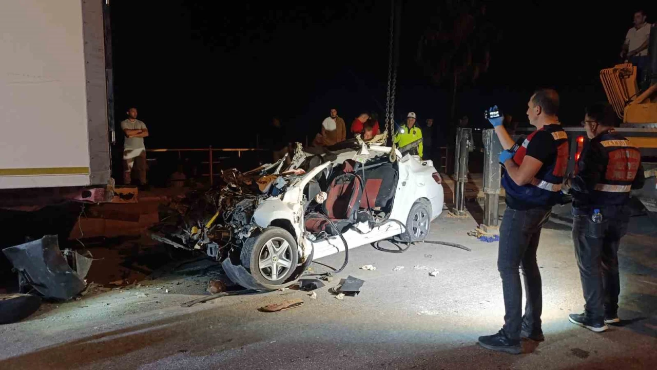 Mersindeki feci kazada ölenlerin kimlikleri belirlendi