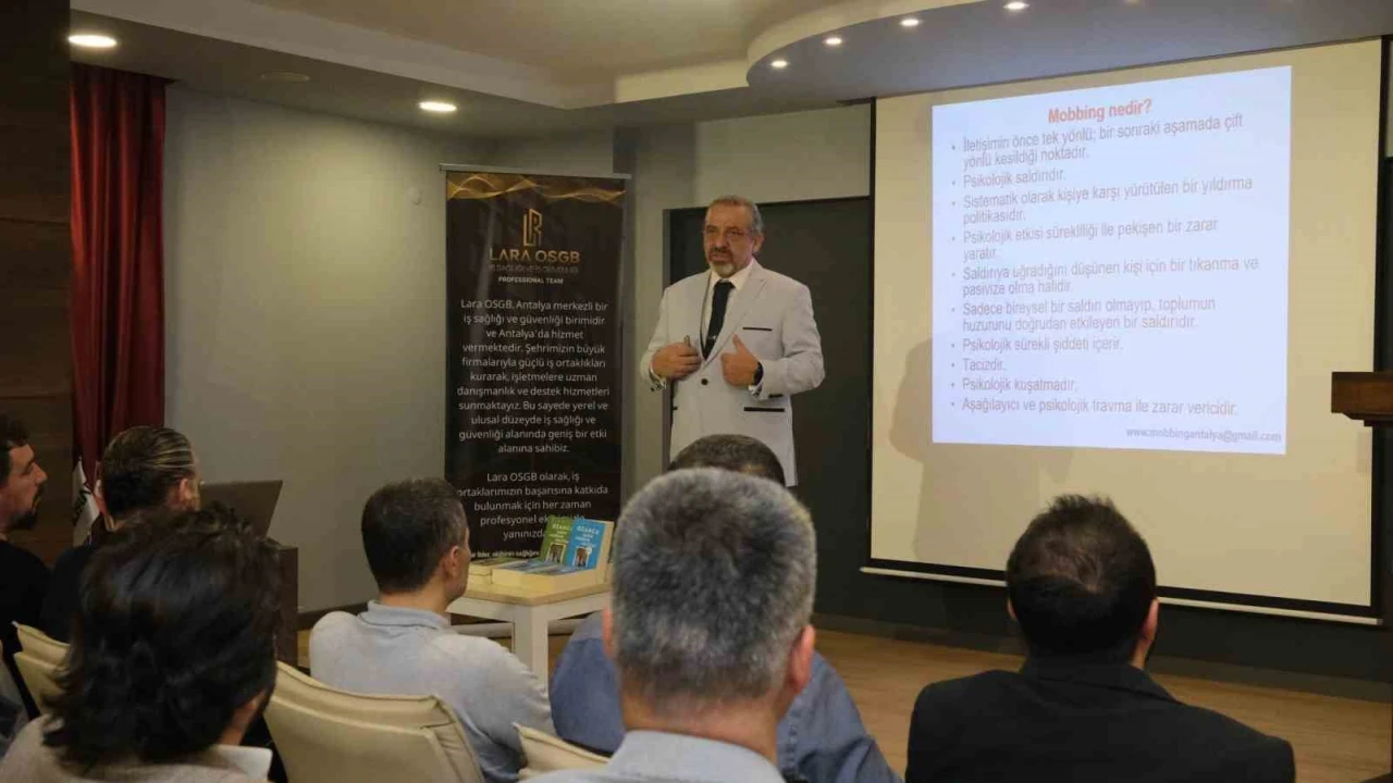MÜSİAD Antalyada iş güvenliği ve mobbing konusu ele alındı
