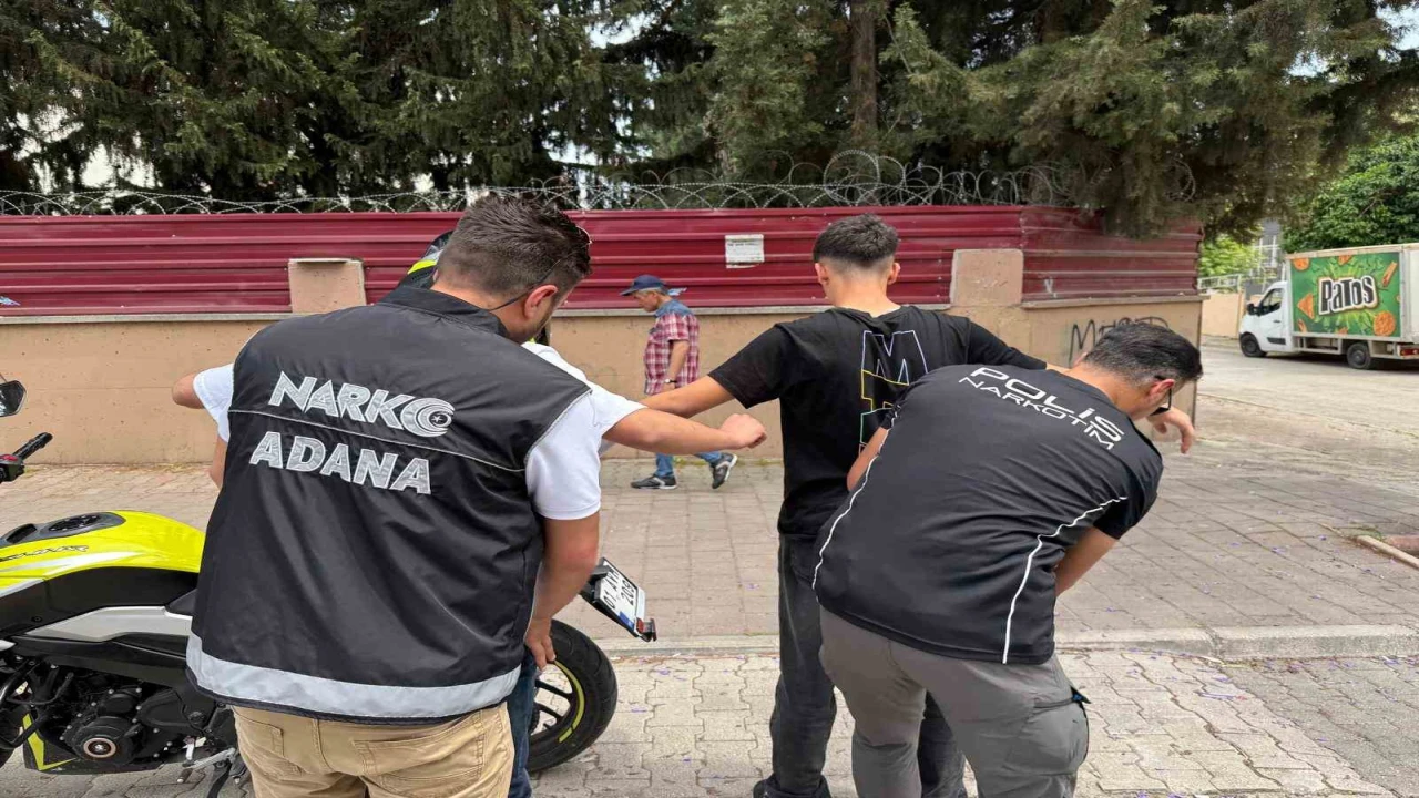 Okul önlerinde uyuşturucu alarmı: 43 şüpheli yakalandı