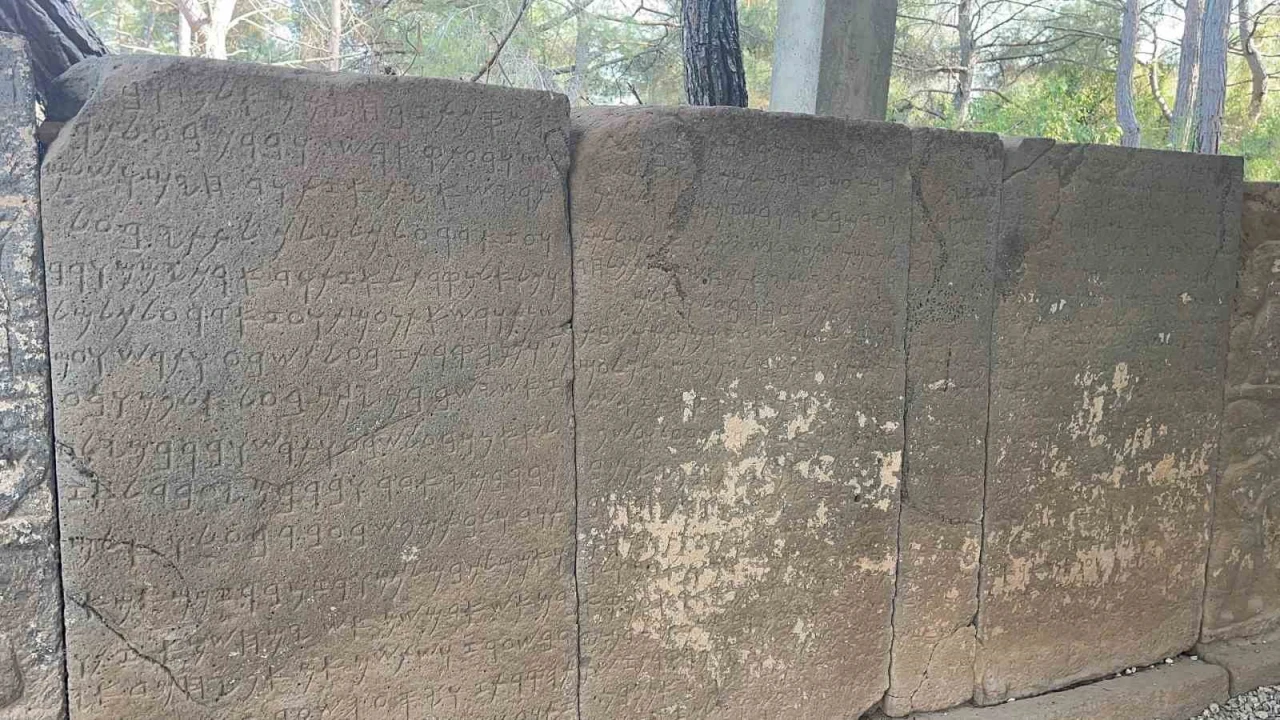 Osmaniyedeki Karatepe Yazıtları UNESCO Dünya Belleği Kütüğüne kaydedildi