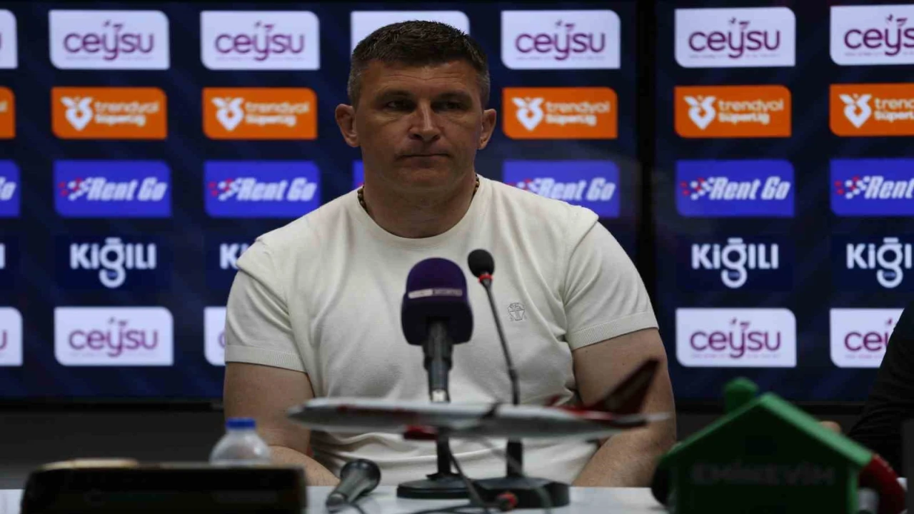 Sergej Jakirovic: Aldığımız 1 puanla tatmin olmamız gerekiyor