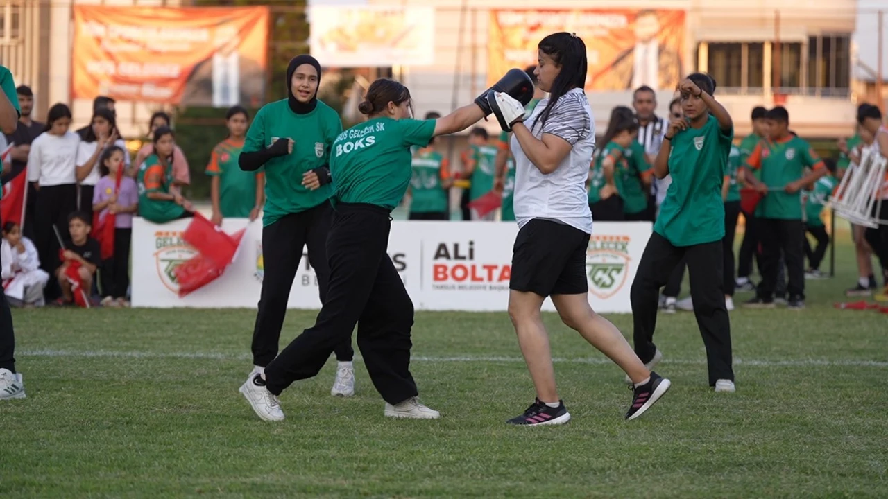 Tarsusta 19 Mayıs coşkusu başladı