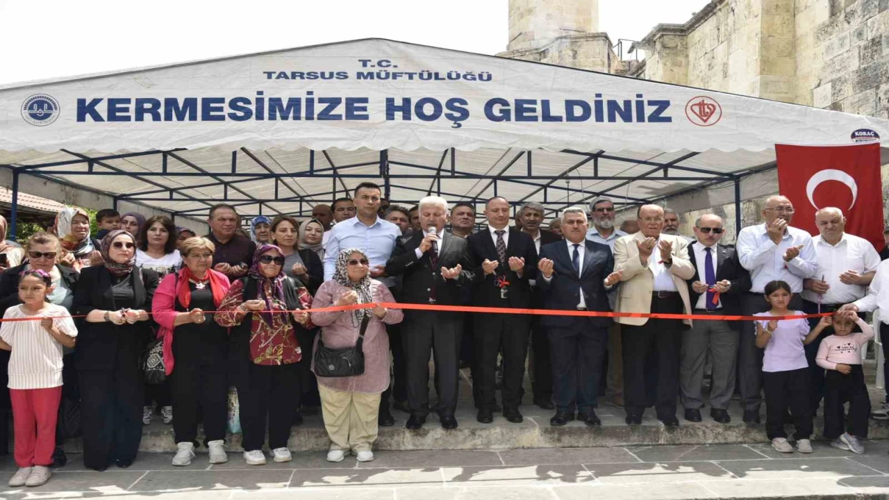 Tarsusta hayır panayırı açıldı
