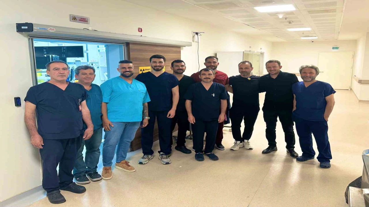 Tarsusta ilk defa bir hastaya kalıcı kalp pili takıldı